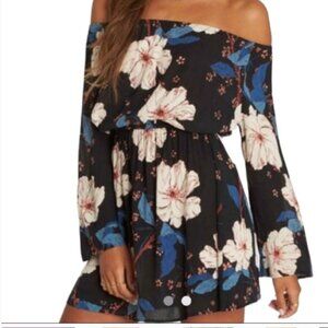 BillaBong off shoulder summer dress NWT SIZE MEDIUM